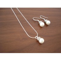 Popular Pearl Bridesmaid Jewelry Gifts - Necklace and Earrings